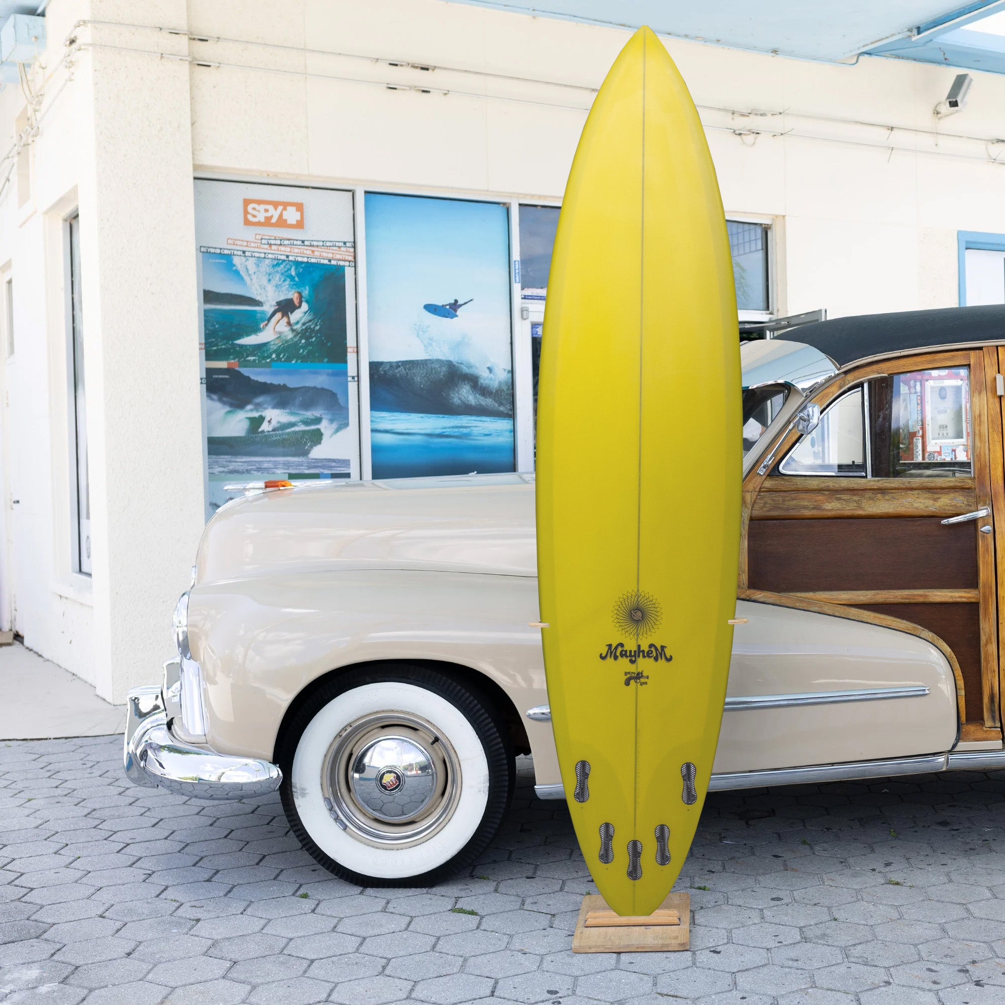 Lost Retro Gun 7'6 Surfboard - FCS II