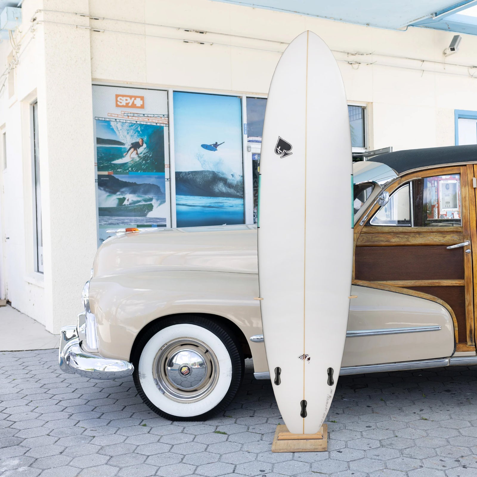 Kechele Pug Performer 8'0 Surfboard - FCS II