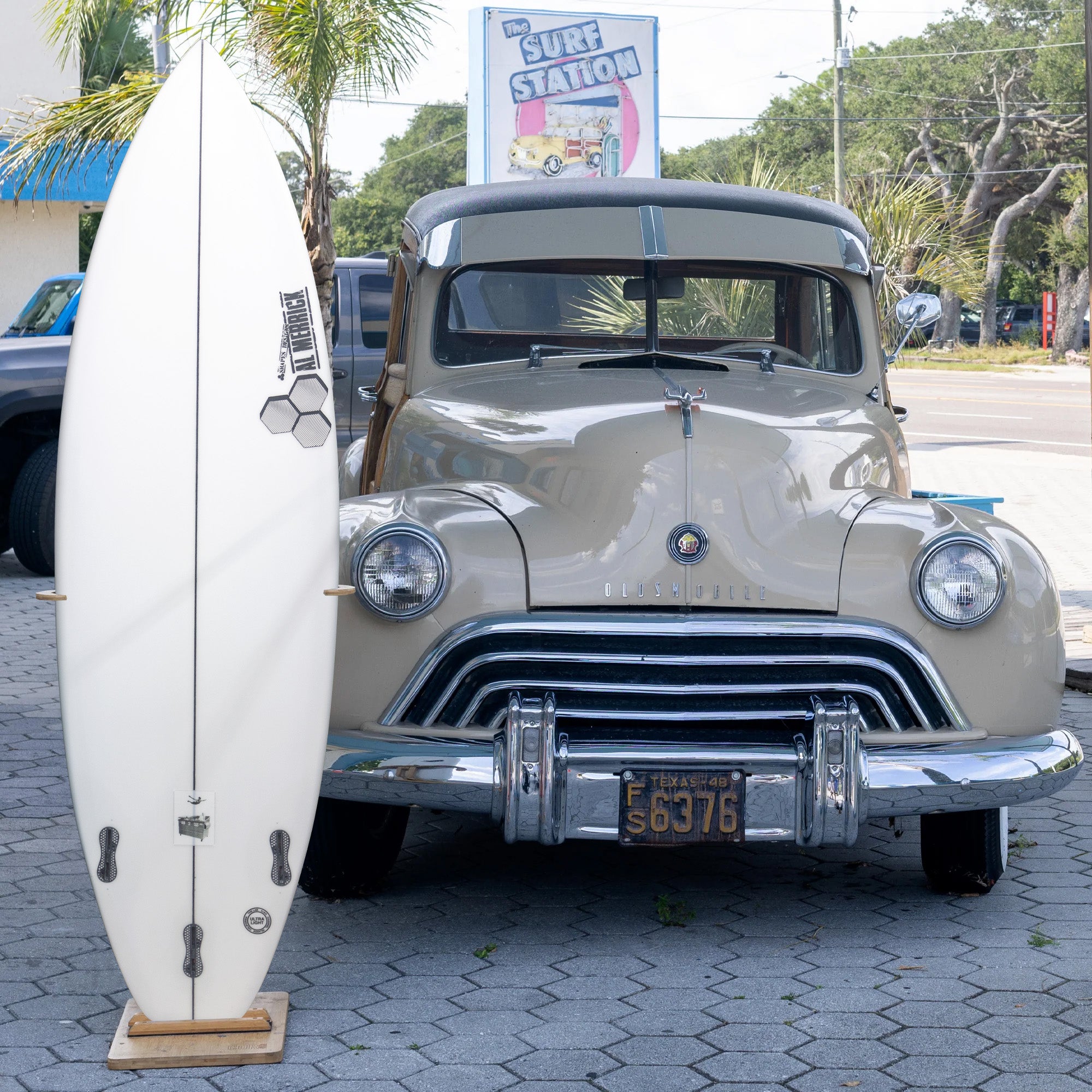 Channel Islands Dumpster Diver 2 5'4 Surfboard - FCS II