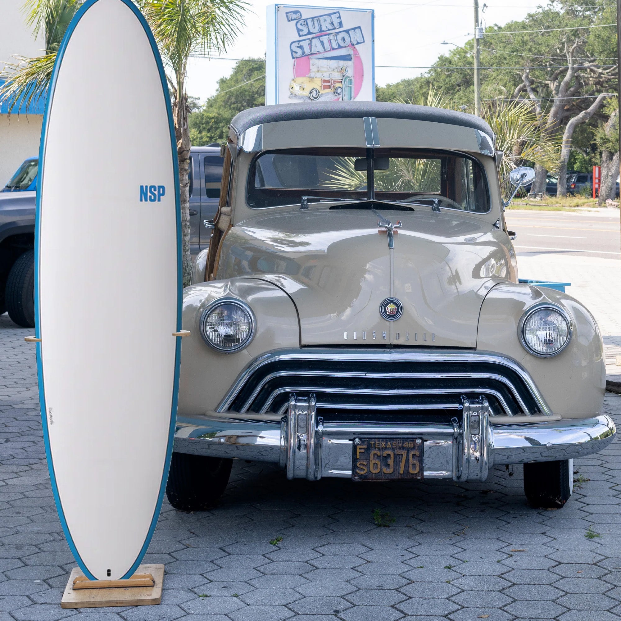 NSP Fun Elements 6'8 Surfboard - Futures